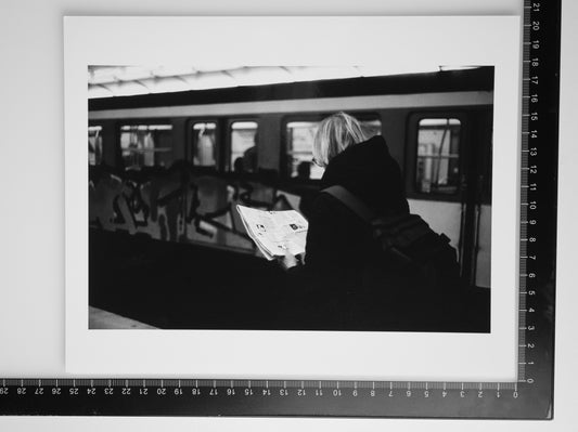 DAILY NEWS 8x10 Silver Gelatin Print